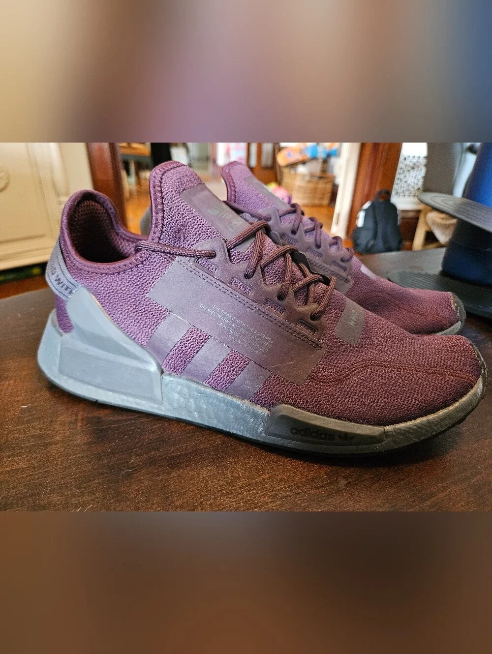 Adidas NMD_R1 V2
